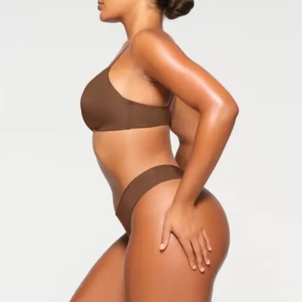 🤎SKIMS BODY T SHIRT LIGHTLY LINED BRA IN JASPER 34DDD - Picture 5 of 6